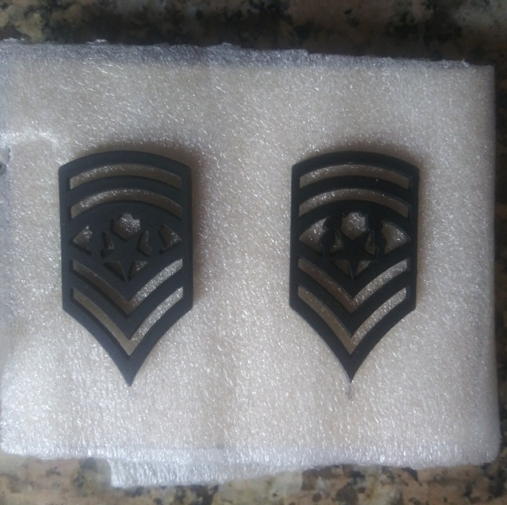 Army pins